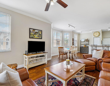 11740 Saint Andrews Place - Photo Thumbnail 6