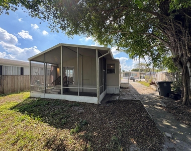 11887 Anchorage Way - Photo Thumbnail 5
