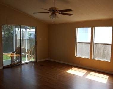 11887 Anchorage Way - Photo Thumbnail 3