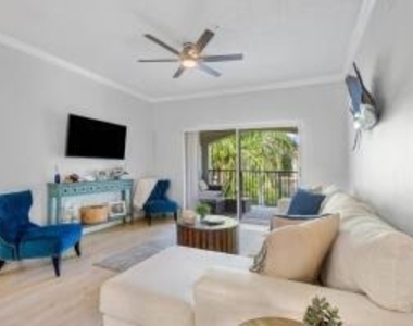 2408 Tuscany Way - Photo Thumbnail 8