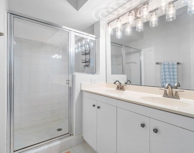 2408 Tuscany Way - Photo Thumbnail 14