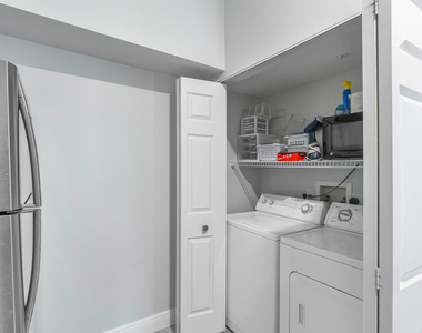 2408 Tuscany Way - Photo Thumbnail 41