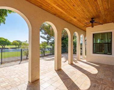 2055 Regents Boulevard - Photo Thumbnail 26