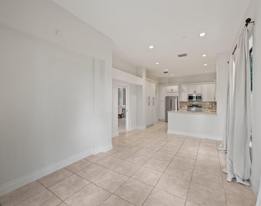 2055 Regents Boulevard - Photo Thumbnail 12
