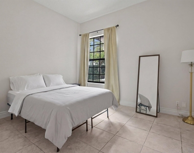 2055 Regents Boulevard - Photo Thumbnail 19