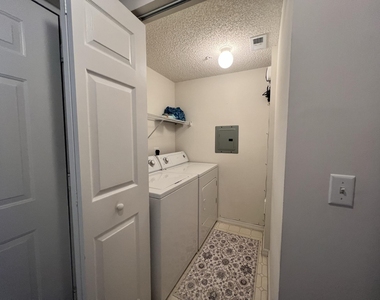 1306 Tuscany Way - Photo Thumbnail 11