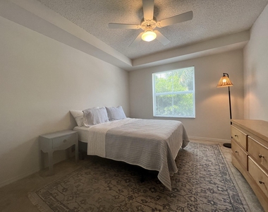 1306 Tuscany Way - Photo Thumbnail 10