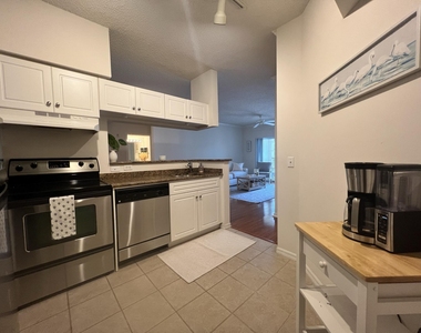 1306 Tuscany Way - Photo Thumbnail 5