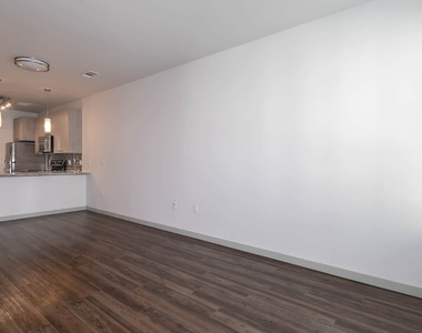 6950 E Chenango Ave - Photo Thumbnail 15