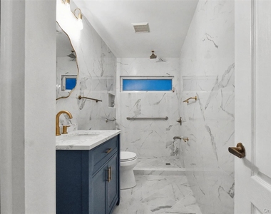 5174 Northridge Road - Photo Thumbnail 16