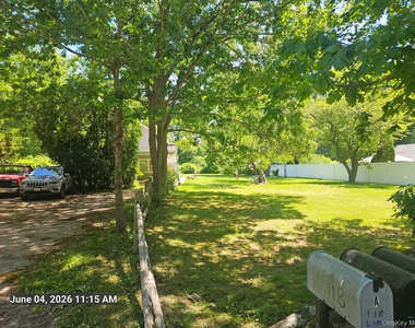 118 Oak Avenue - Photo Thumbnail 1