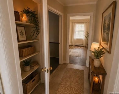 118 Oak Avenue - Photo Thumbnail 9