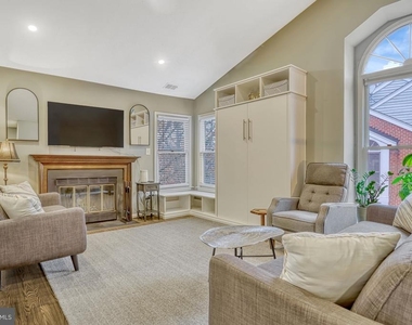 7598 Lakeside Village Drive - Photo Thumbnail 2