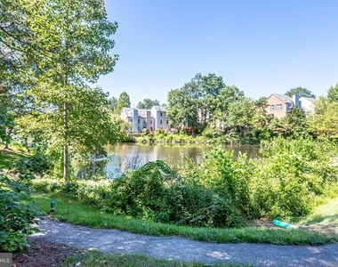 7598 Lakeside Village Drive - Photo Thumbnail 26