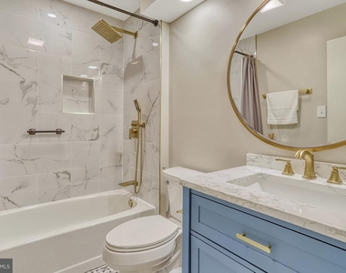 7598 Lakeside Village Drive - Photo Thumbnail 17