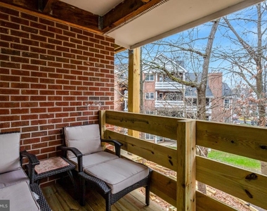 7598 Lakeside Village Drive - Photo Thumbnail 6
