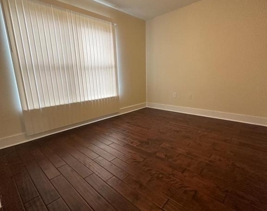 1712 N Gratz Street - Photo Thumbnail 12