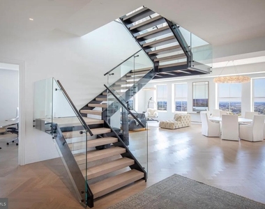 1401 Spruce Street - Photo Thumbnail 3