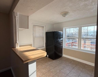 973 S Olden Avenue - Photo Thumbnail 3