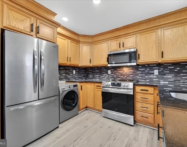 6 Sherwood Lane - Photo Thumbnail 4