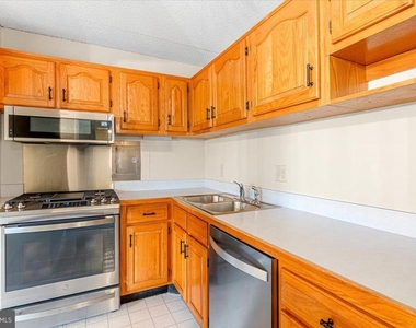 1745 Edgewood Hill Circle - Photo Thumbnail 10