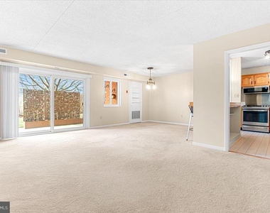 1745 Edgewood Hill Circle - Photo Thumbnail 3