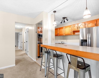 1745 Edgewood Hill Circle - Photo Thumbnail 6