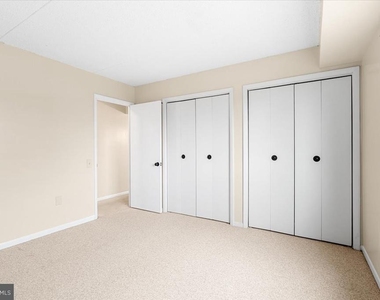 1745 Edgewood Hill Circle - Photo Thumbnail 14