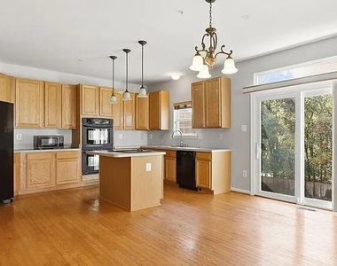 12607 Piscataway Landing Drive - Photo Thumbnail 7