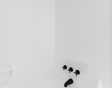 15712 Dorset Road - Photo Thumbnail 25