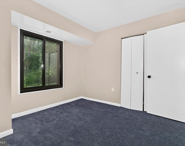 15712 Dorset Road - Photo Thumbnail 15