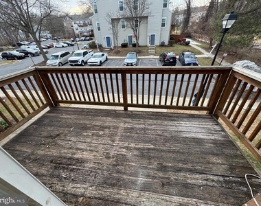 4641 Deepwood Court - Photo Thumbnail 6