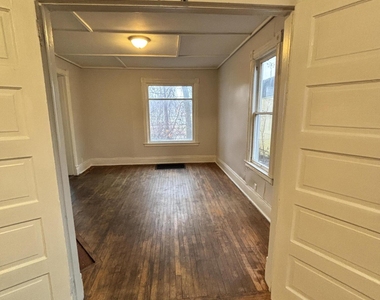 1404 W Michigan Avenue - Photo Thumbnail 11