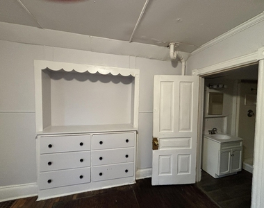 1404 W Michigan Avenue - Photo Thumbnail 10
