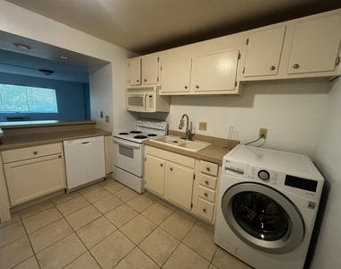 756 W Kilgore Road - Photo Thumbnail 4