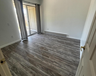 756 W Kilgore Road - Photo Thumbnail 6