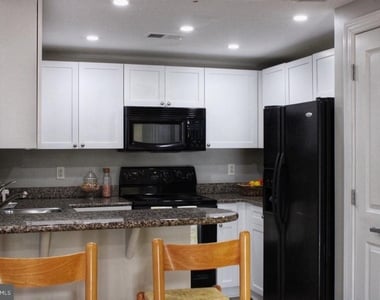 777 7th Street Nw - Photo Thumbnail 10