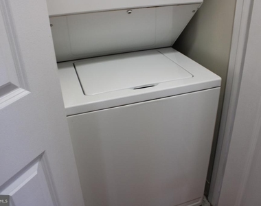 777 7th Street Nw - Photo Thumbnail 34
