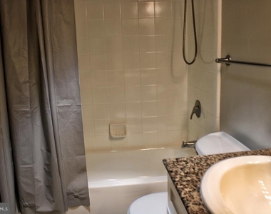 777 7th Street Nw - Photo Thumbnail 16
