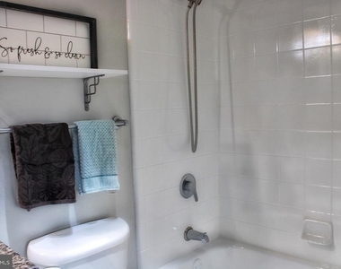 777 7th Street Nw - Photo Thumbnail 18