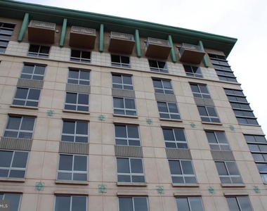 777 7th Street Nw - Photo Thumbnail 2