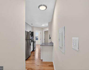 1648 Park Road Nw - Photo Thumbnail 3