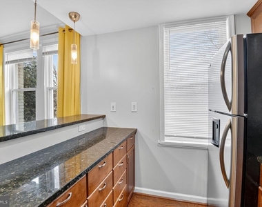 1364 Constitution Avenue Ne - Photo Thumbnail 9