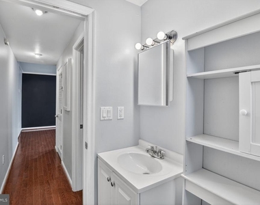 1364 Constitution Avenue Ne - Photo Thumbnail 13