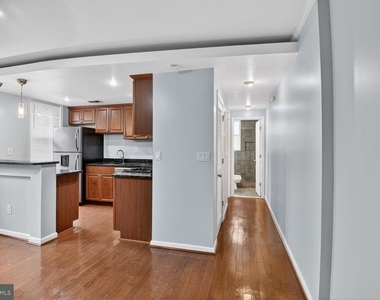 1364 Constitution Avenue Ne - Photo Thumbnail 4