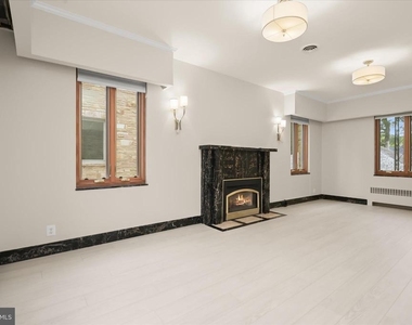 3007 Oliver Street Nw - Photo Thumbnail 20