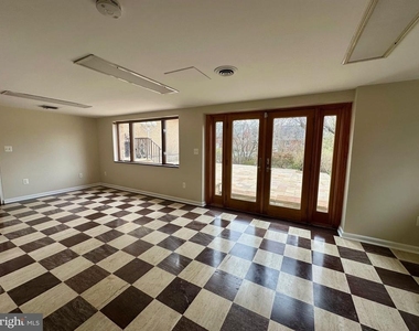 3007 Oliver Street Nw - Photo Thumbnail 10