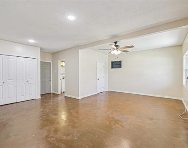 620 Barbara Dr - Photo Thumbnail 5