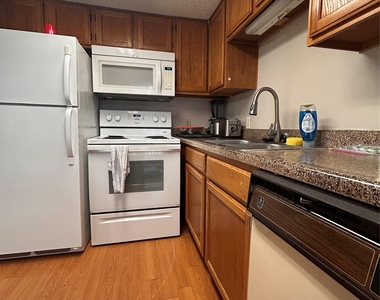 3115 Helms St - Photo Thumbnail 3