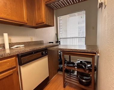 3115 Helms St - Photo Thumbnail 4
